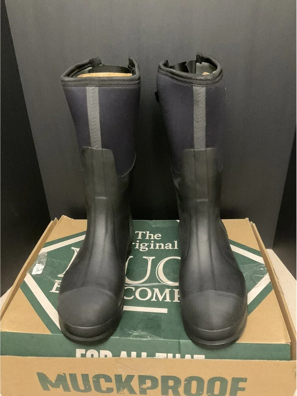New! Mens Muck Boot Classic Chore XF Adjustable Rain Boots MCXF000. Size 11M.